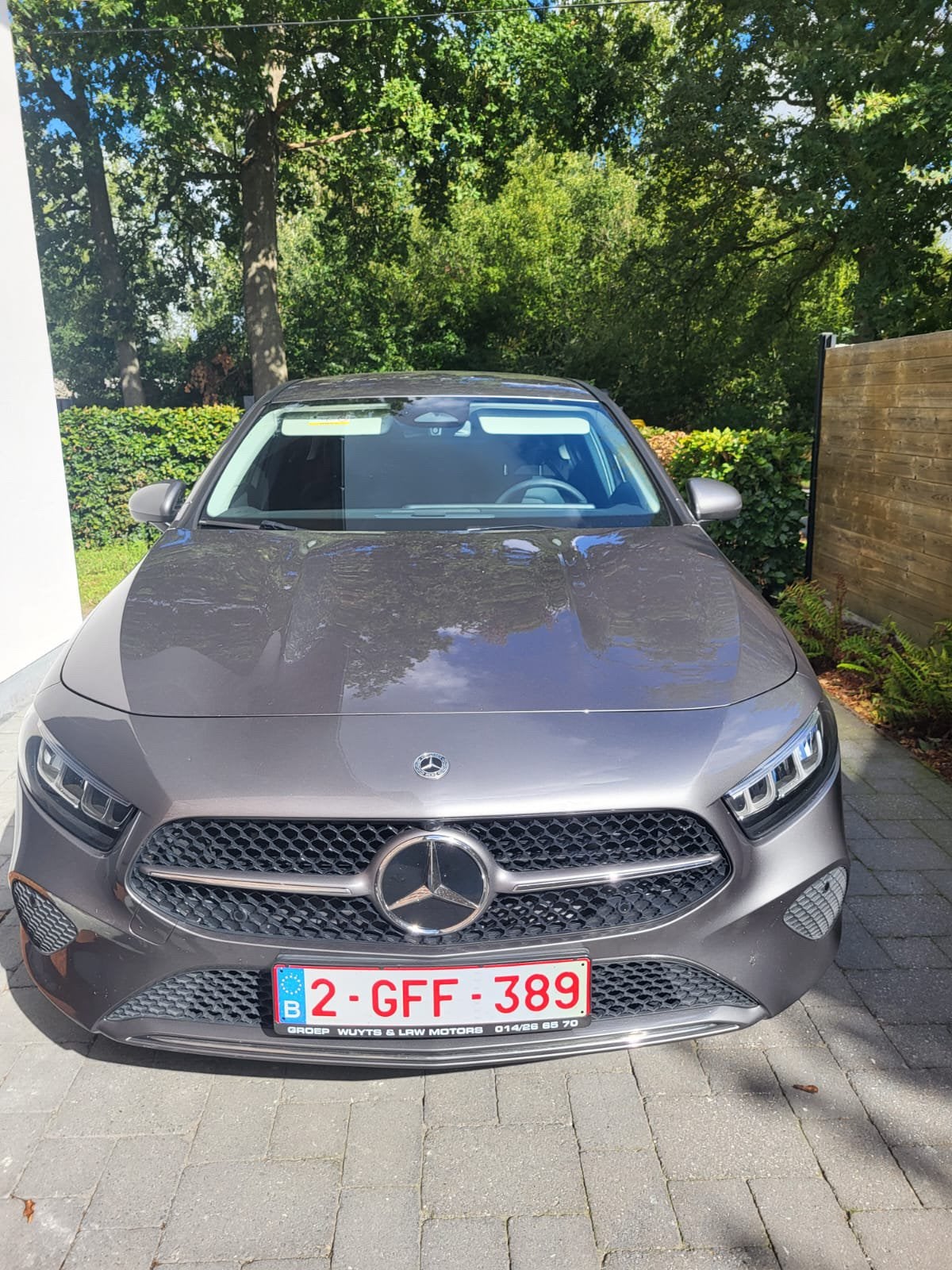 Mercedes a200.   Mild hybride., Auto's, 4 cilinders, Leder en Stof, 120 kW, Zilver of Grijs
