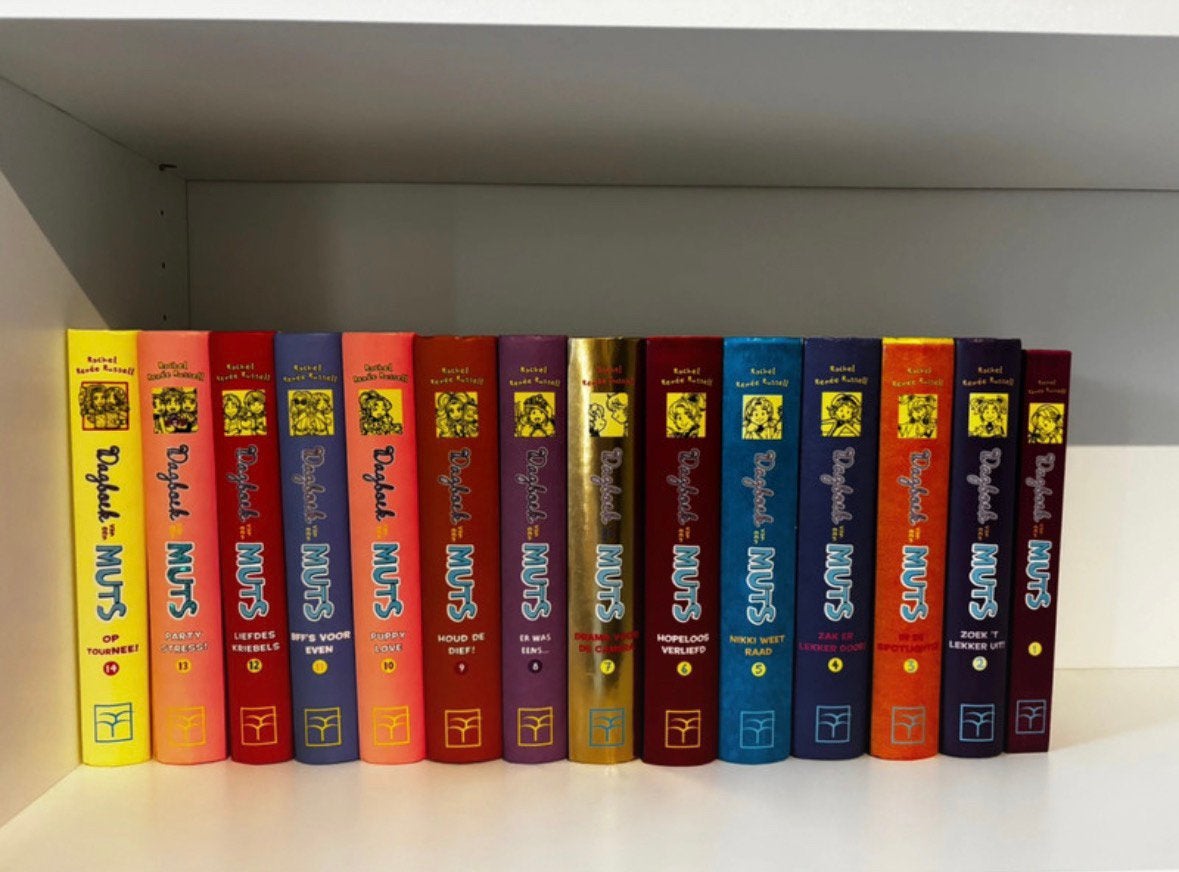 Série de livres Le journal d'un chapeau, Enlèvement ou Envoi, Comme neuf, Fiction