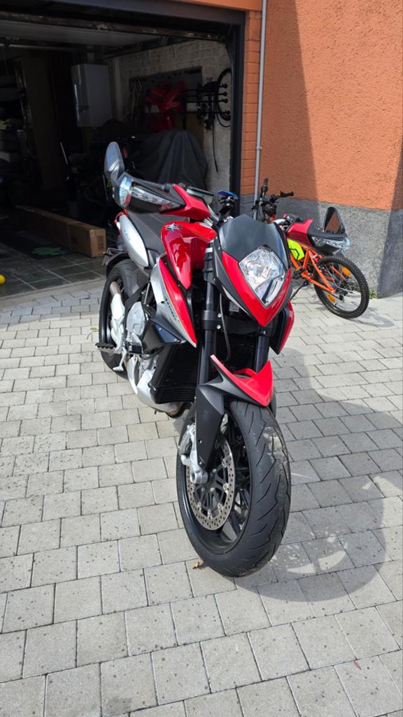 Mv Agusta Rivale 800 - 5500km, Motos, Permis Moto A, Plus de 35 kW, 800 cm³, Particulier