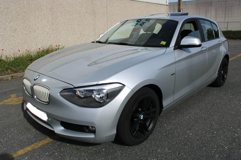 BMW 116i BENZINE | URBAN PACK | AUTOMATIC | HISTORY, Automaat, 1 Reeks, Zwart, Leder