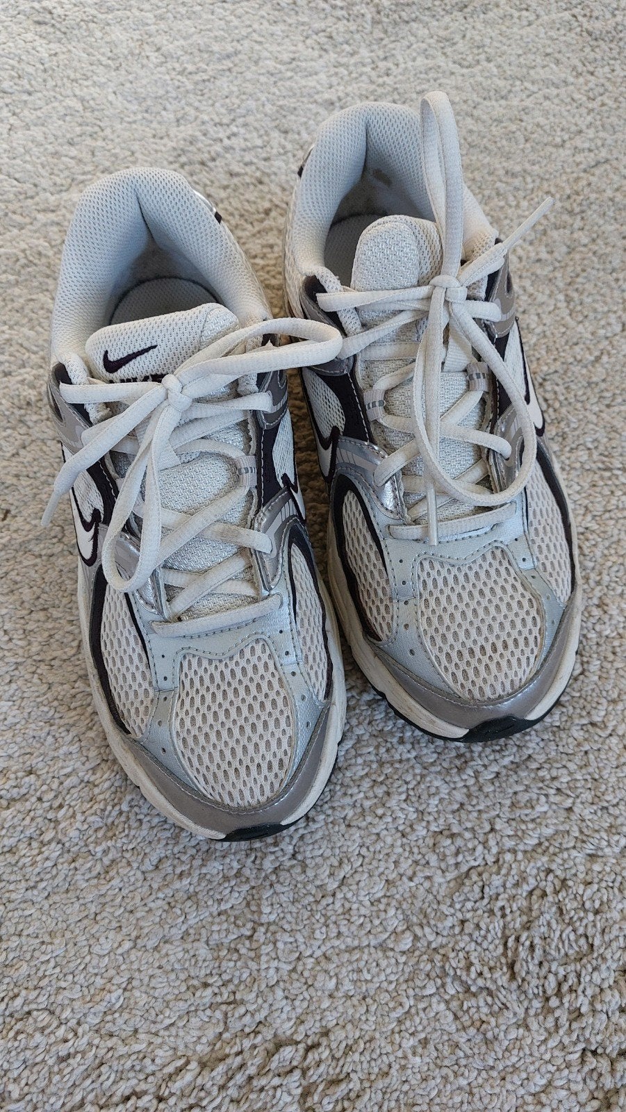Chaussures Nike V5 RNR taille 37.5, Vêtements | Femmes, Nike, Enlèvement, Comme neuf