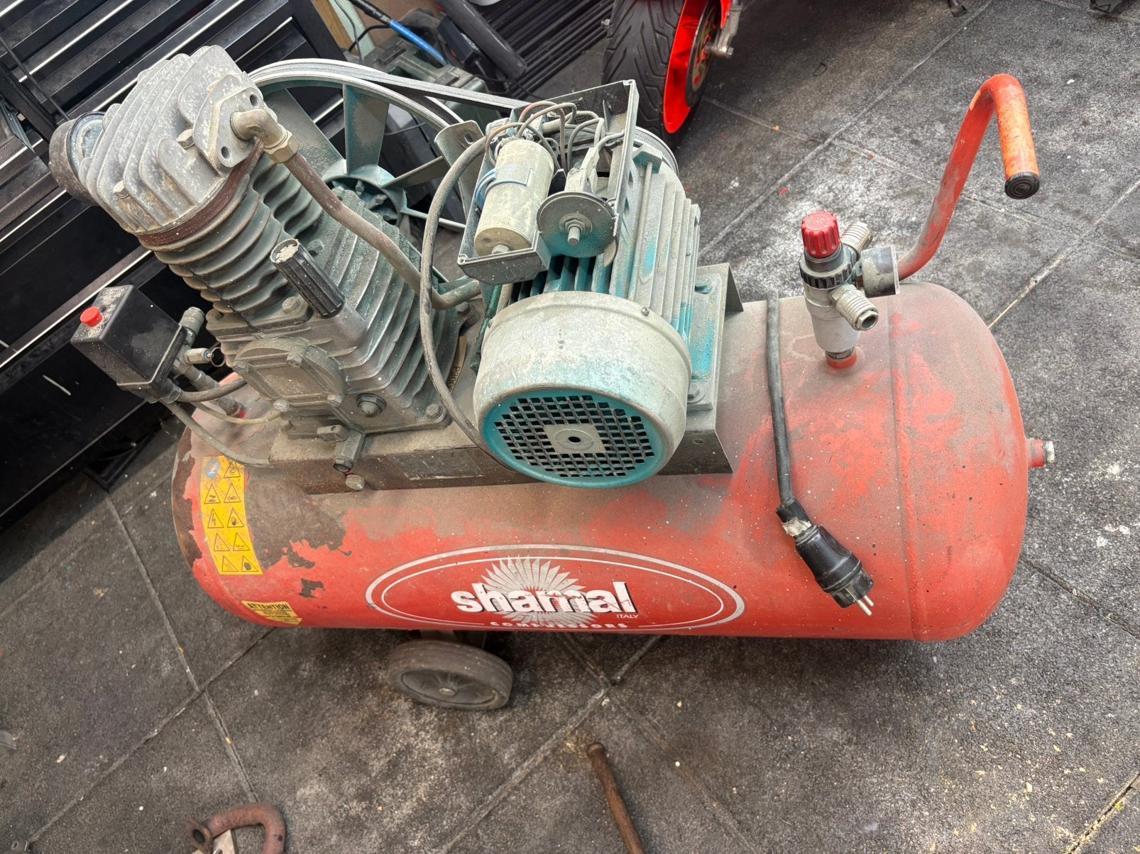 Compressor 100 l, Doe-het-zelf en Bouw, Ophalen, Zo goed als nieuw