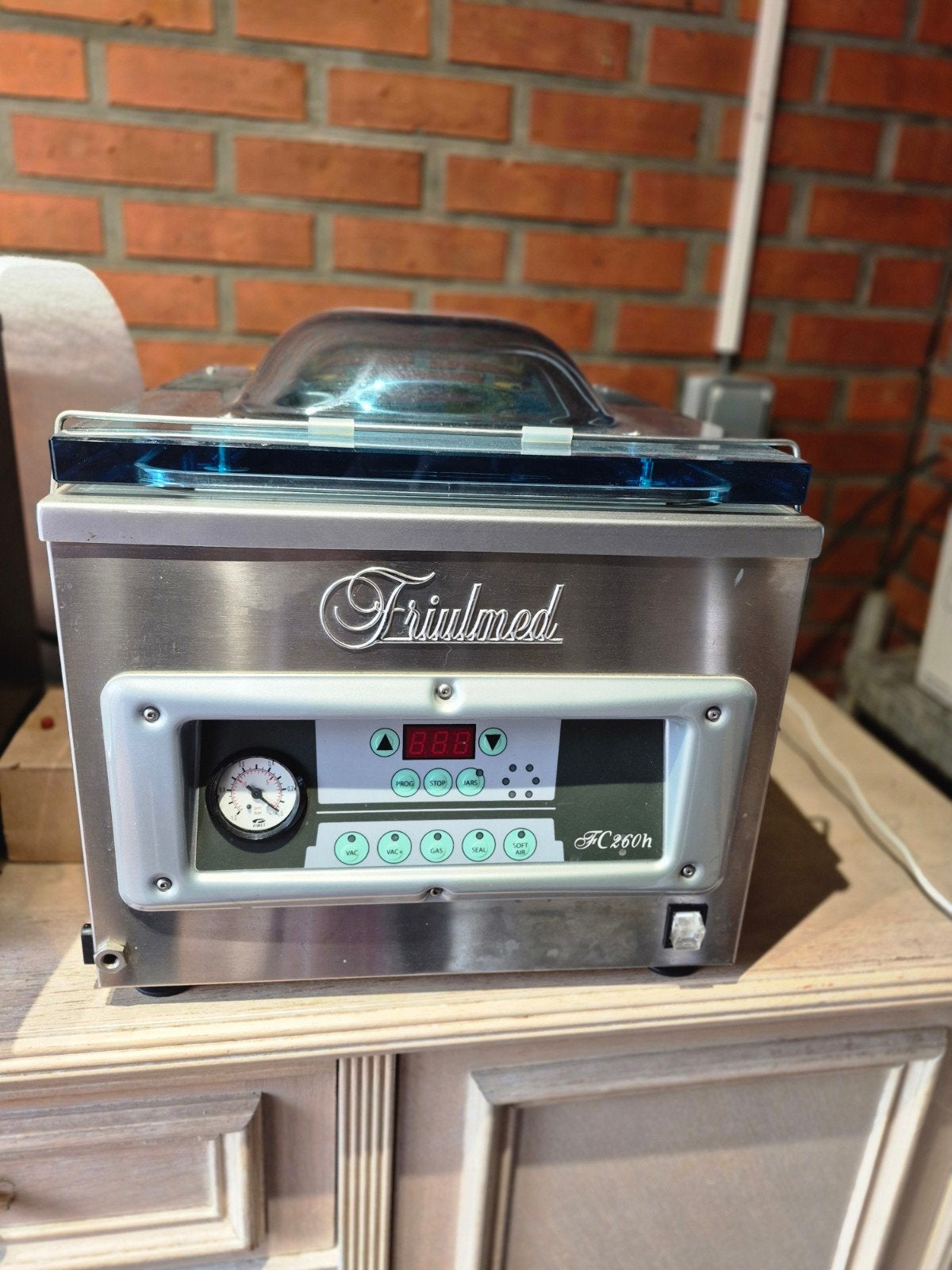Professionele Triumed AC260h vacuümverpakkingsmachine, Ophalen