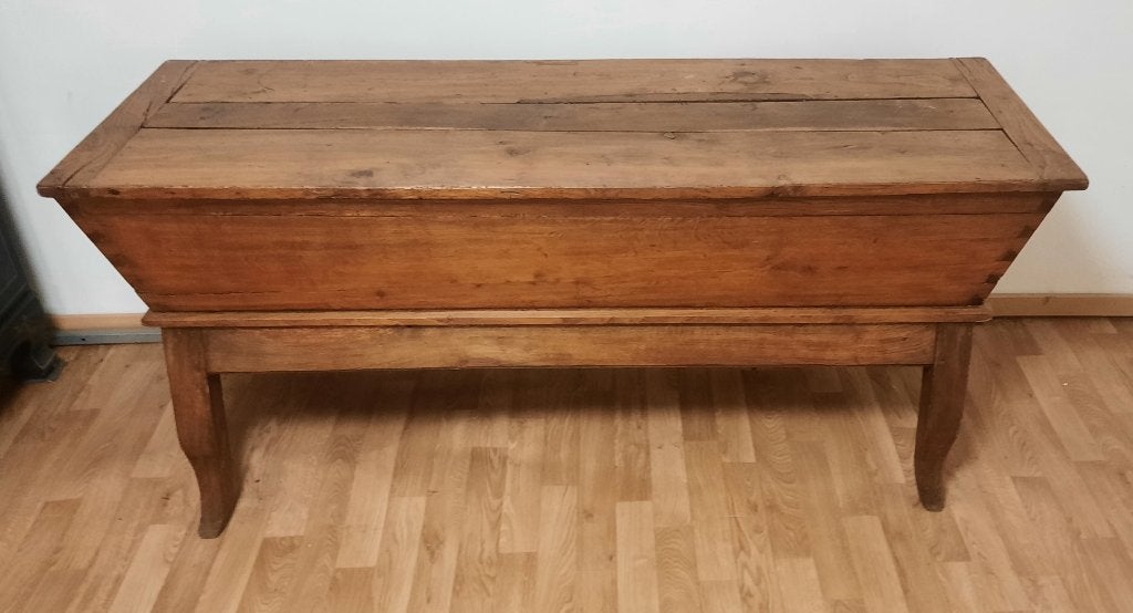 Tres ancien grand Pétrin en chêne, Enlèvement