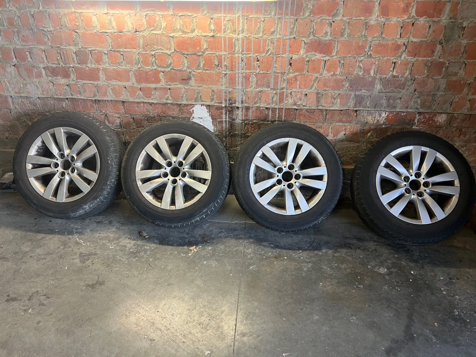 Jantes avec pneu pour BMW 225/60R17, Autos : Pièces & Accessoires, 17 pouces, Enlèvement, Utilisé, Jante(s)