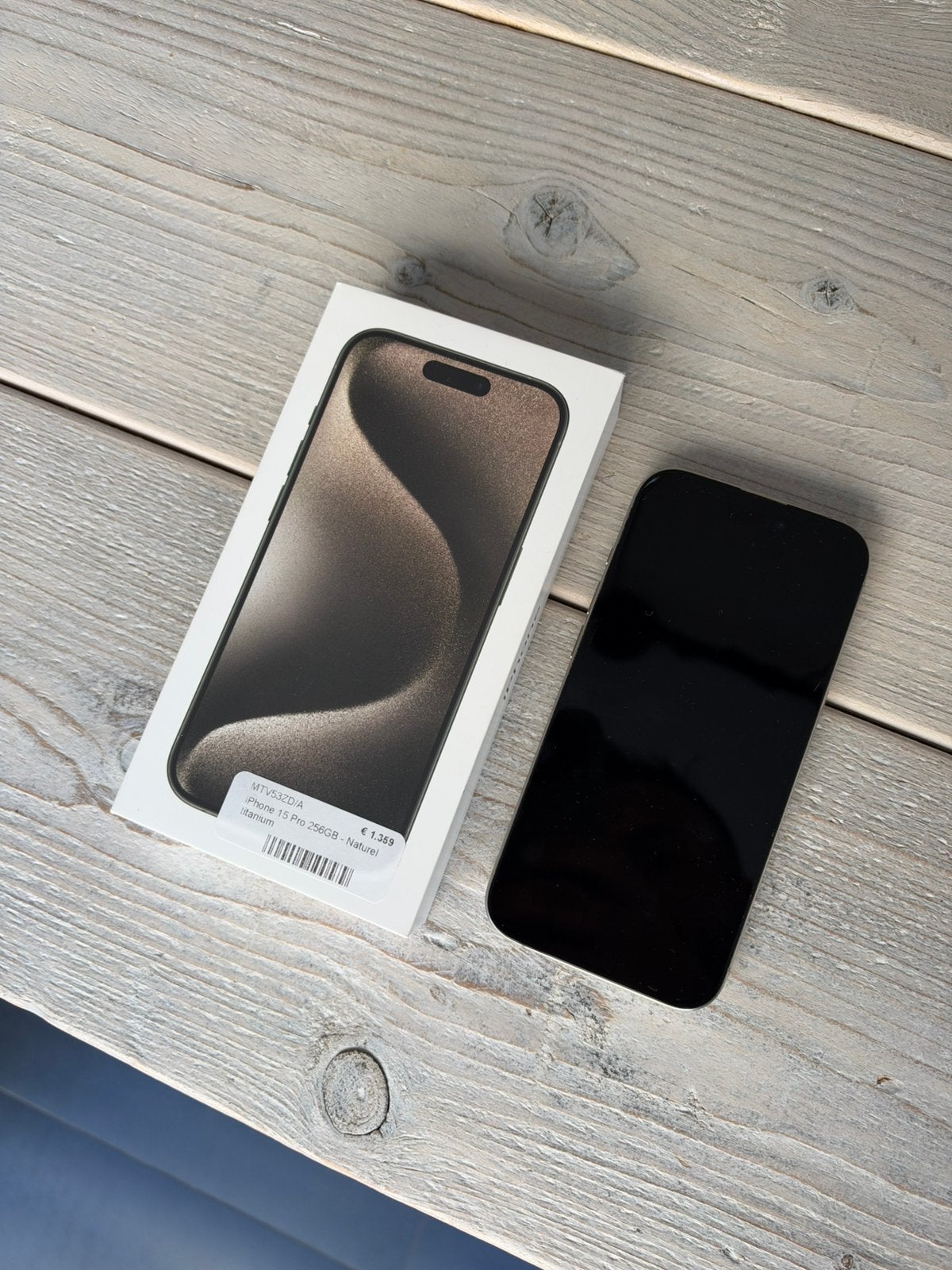 IPhone 15 pro 256GB Naturel titanium, Télécoms, IPhone 15, Enlèvement, Utilisé, Sans abonnement