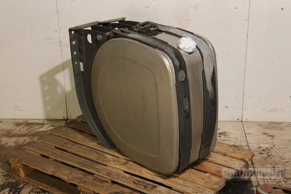 Volvo Exhaust System AdBlue tank VOLVO FH, Ophalen, Gebruikt