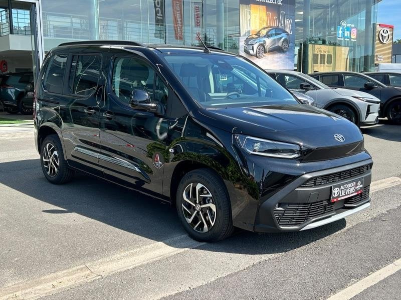 Toyota ProAce 1.2B MT SWB FAMILY, Auto's, 4 deurs, 1199 cc, ProAce, Zwart