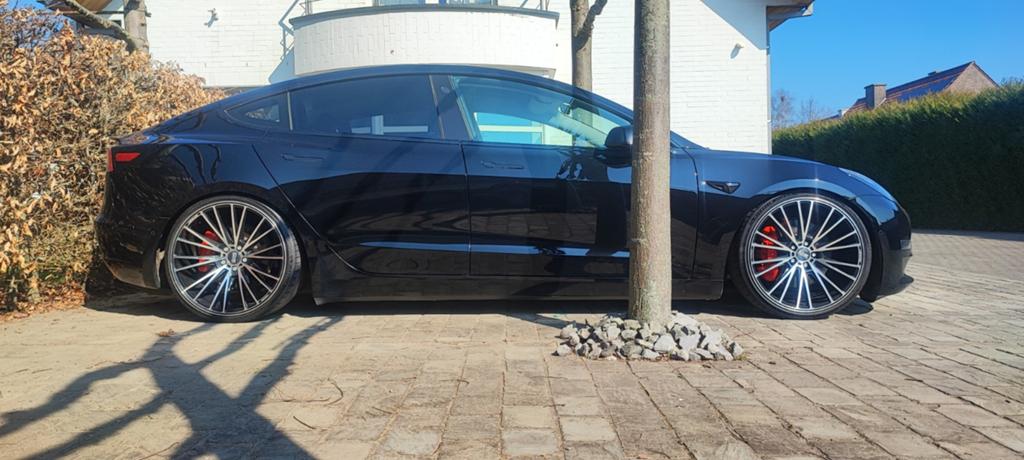 ROUES TESLA MODEL 3 21 POUCES + PS4 MICHELIN, Autos : Pièces & Accessoires, Enlèvement, Pneu(s)
