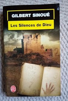 thriller Sinoué les silences de Dieu 4€/ l'enf de Bruges 3€, Livres, Enlèvement ou Envoi, Comme neuf, G Sinoué, Europe autre