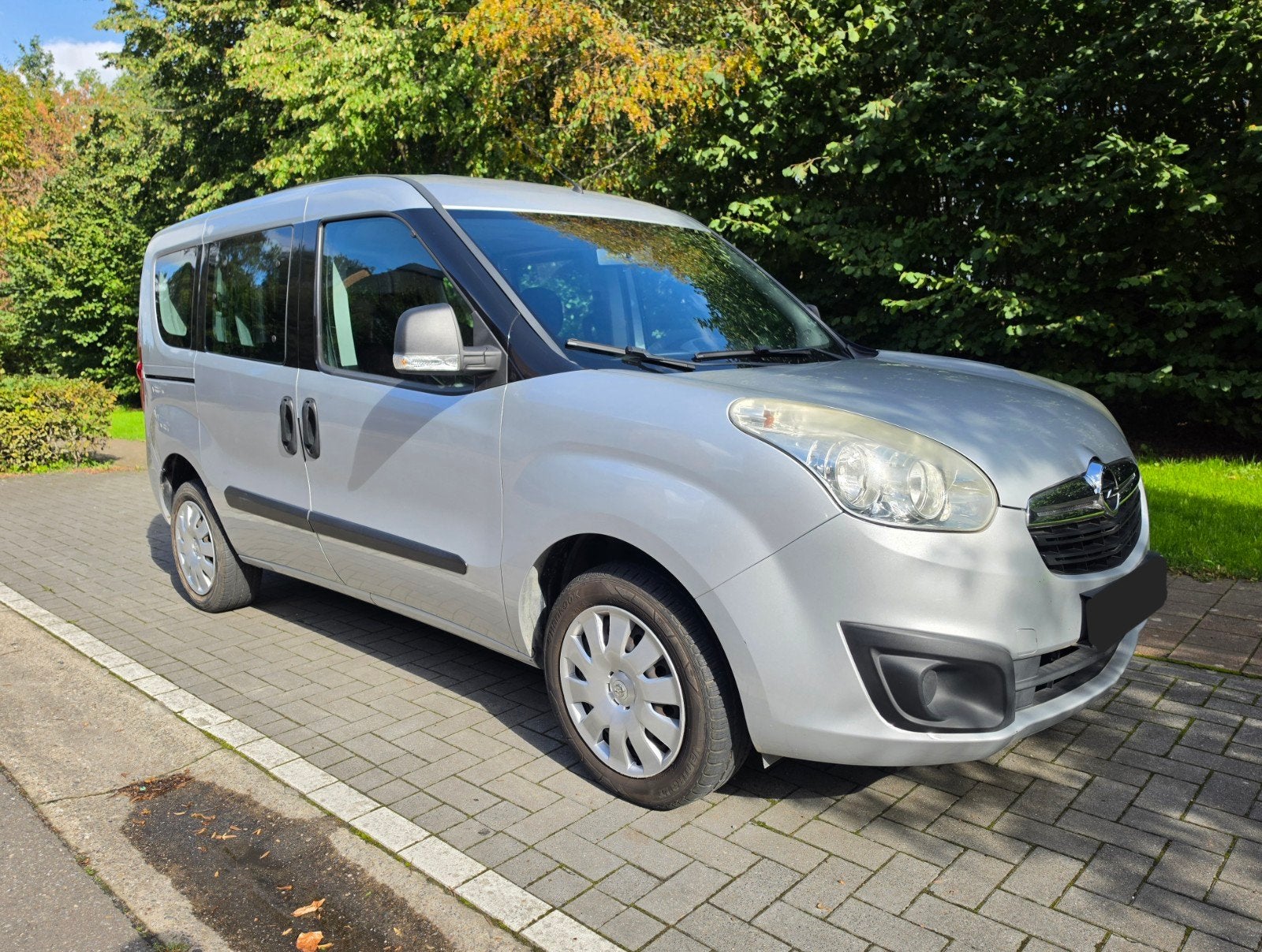 Opel Combo Tour 1.4i Benzine Goede Staat Gekeurd !, 5 zetels, Particulier, Zilver of Grijs, Combo Tour