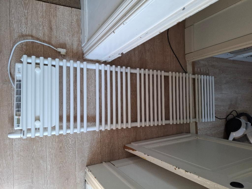 Badkamerradiator, Ophalen, Radiator, Minder dan 60 cm, Zo goed als nieuw