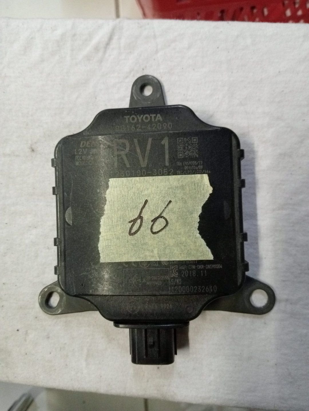 TOYOTA ACC Sensoren (afstand) met 230100-3052, -, Utilisé, -, -