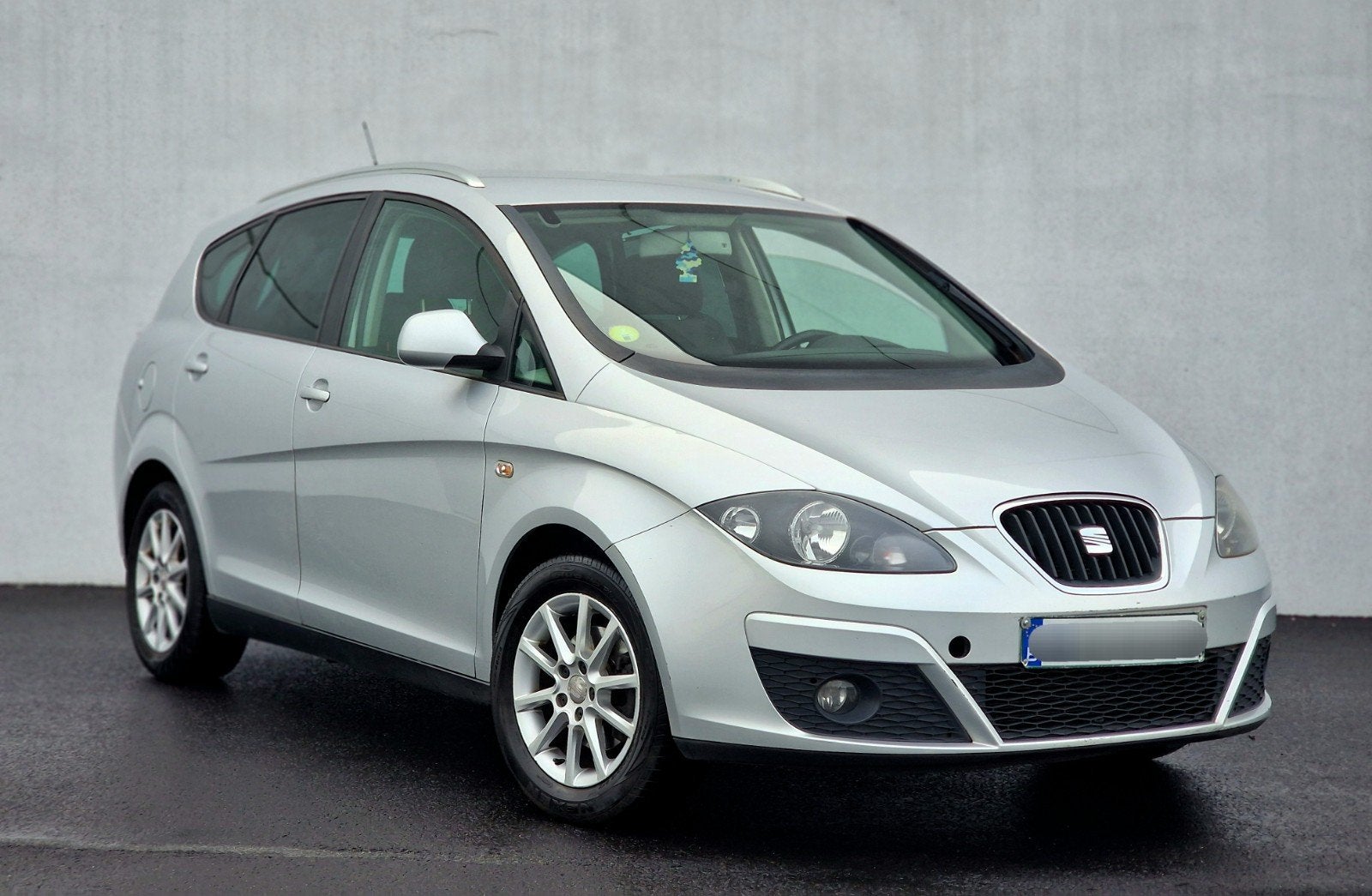 Seat Altea XL 1.6 TDI (105 ch) — Année 2011 — 220 000 KM, Autos, Seat, Entreprise, Boîte manuelle, Tissu, Capteur de lumière