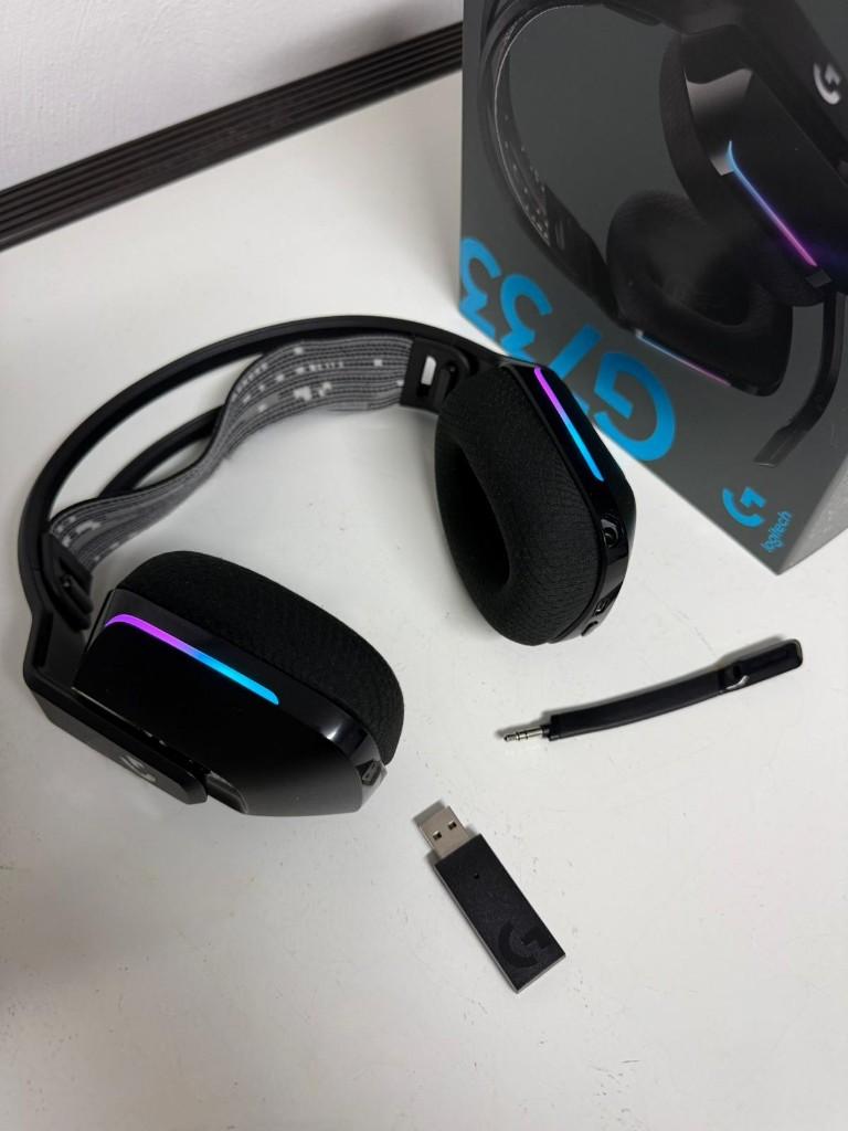 Logitech G733 Headset, Computers en Software, Headsets, Ophalen, Logitech, Mute-functie, Zo goed als nieuw