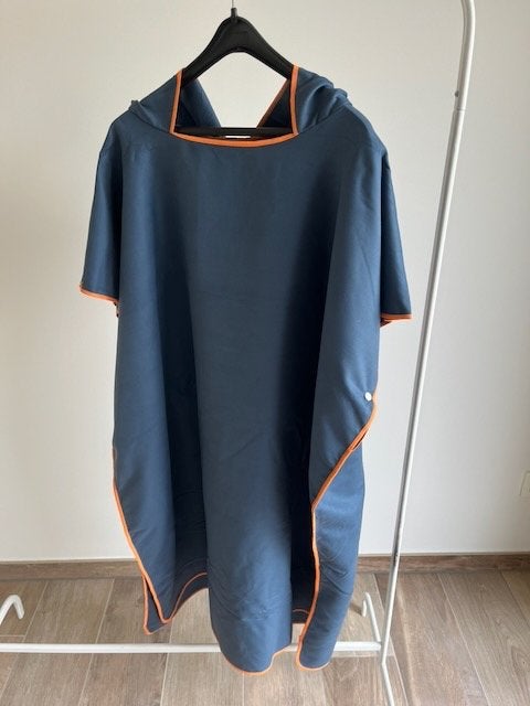 Poncho surfen/duiken, Watersport en Boten, Ophalen of Verzenden, Nieuw