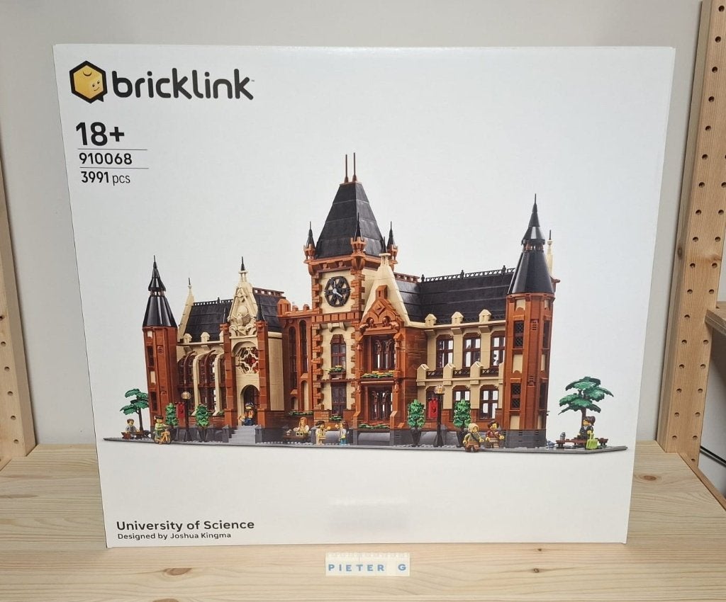 910068 - Lego Bricklink University Of Science Nieuw & Sealed, Inclusief accessoires, Overige thema's, Lego, Nieuw