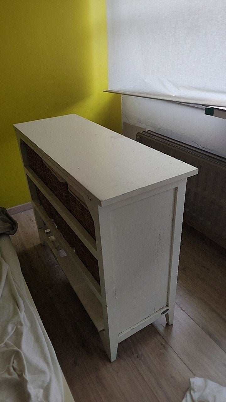 Te renauveren kast te koop, Ophalen
