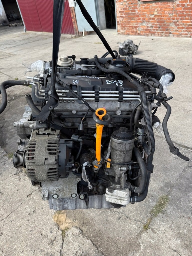Moteur BXE Complet TOURAN TOLEDO SKODA VW A3 PASSAT SUPERB, Envoi, Utilisé, Skoda
