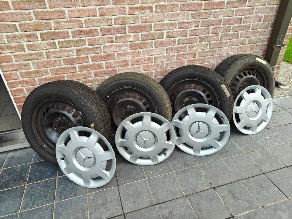 winterbanden + wielschijven Mercedes, Ophalen, Gebruikt, 16 inch, Banden en Velgen