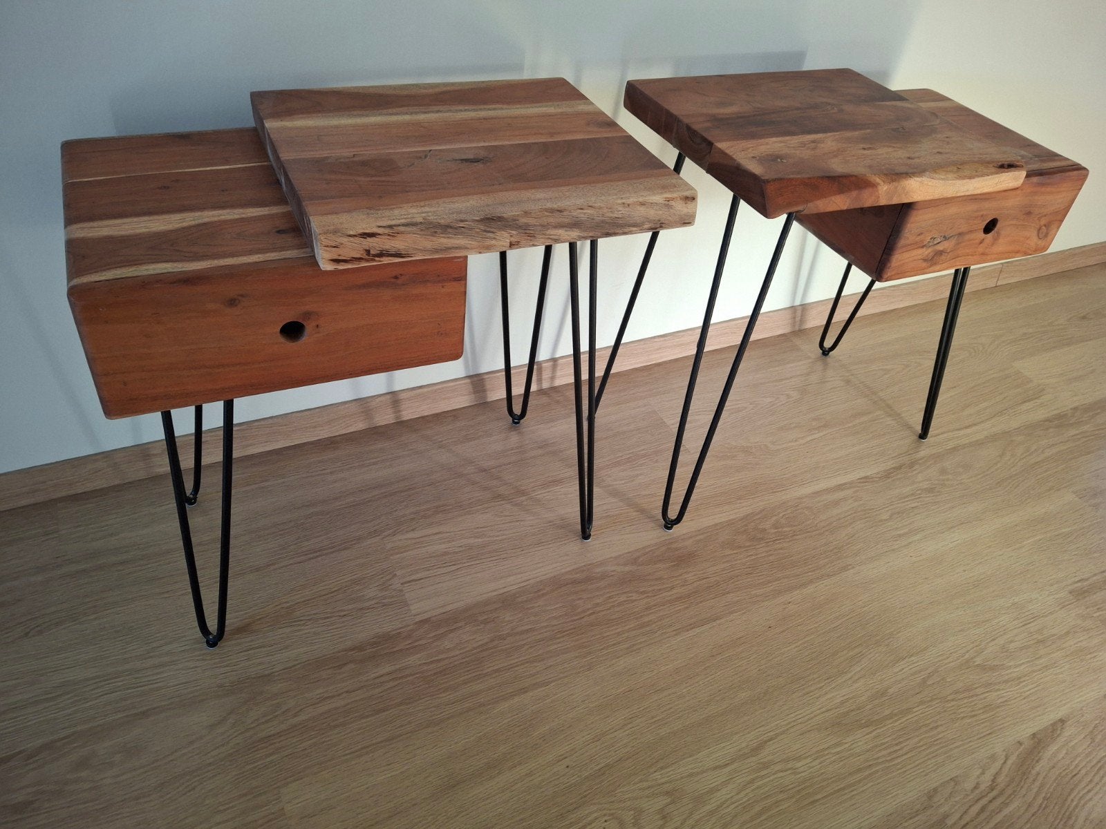 2 nachtkastjes, Huis en Inrichting, Slaapkamer | Nachtkastjes, Ophalen