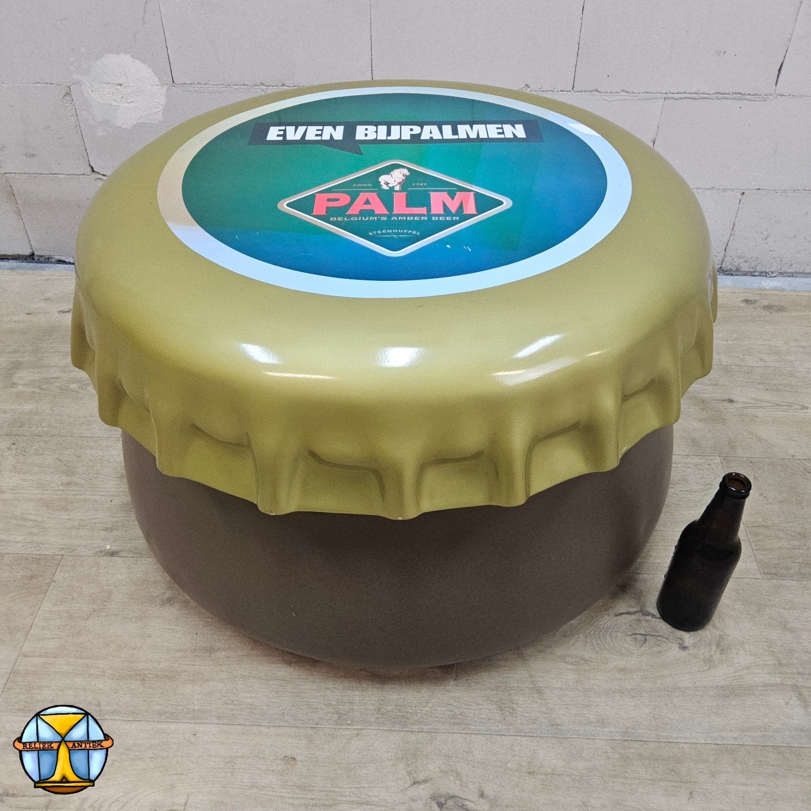 Vintage Palm Bier Dop poef / kruk / Bijzettafel (mancave), Ophalen of Verzenden, Gebruikt, Gebruiksvoorwerp