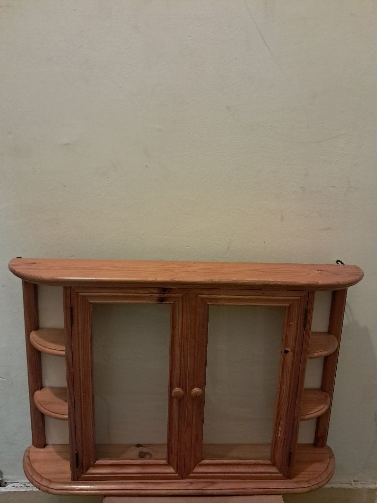 Création rare d'une petite Armoire de décoration en vitrine., Enlèvement