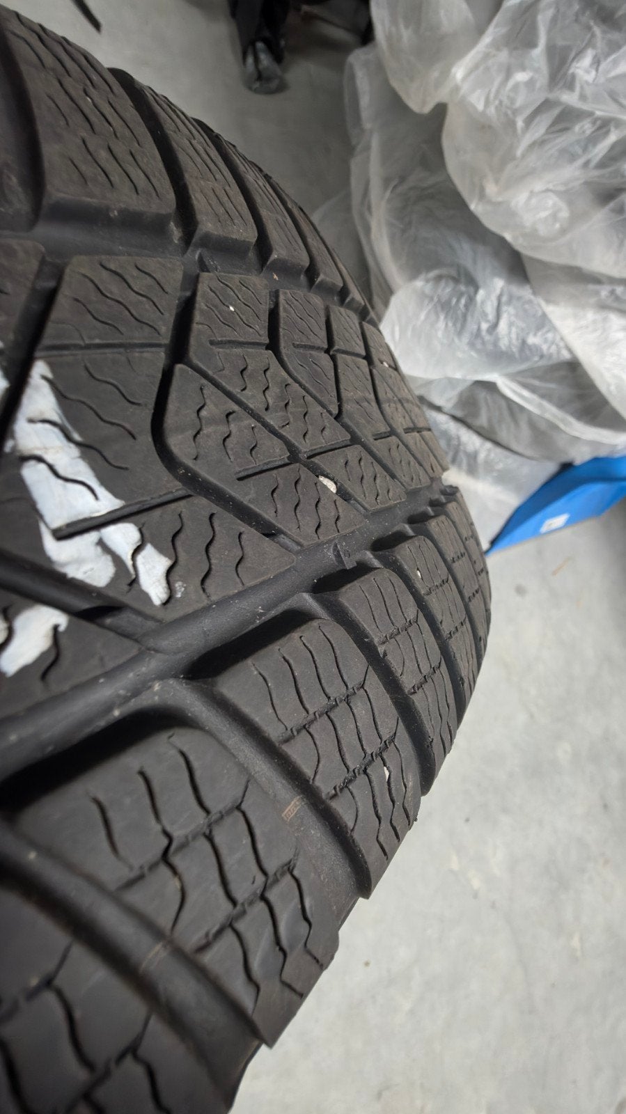 4 Pneus avec 4 Jantes hiver pour BMW x1 F48, Enlèvement