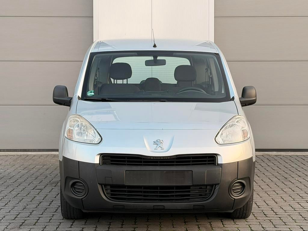PEUGOET PARTNER 2013 BENZINE 1.6 279.000KM EURO5, Auto's, Euro 5, Bedrijf, Handgeschakeld, Partner