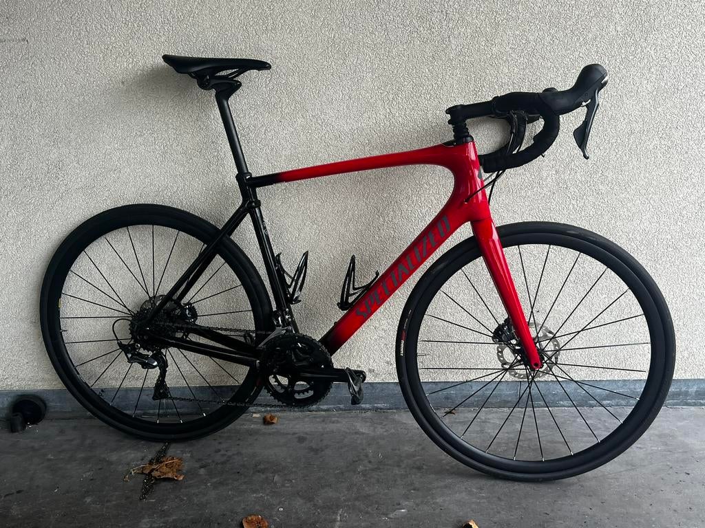 Roubaix spécialisé, Enlèvement, Carbone