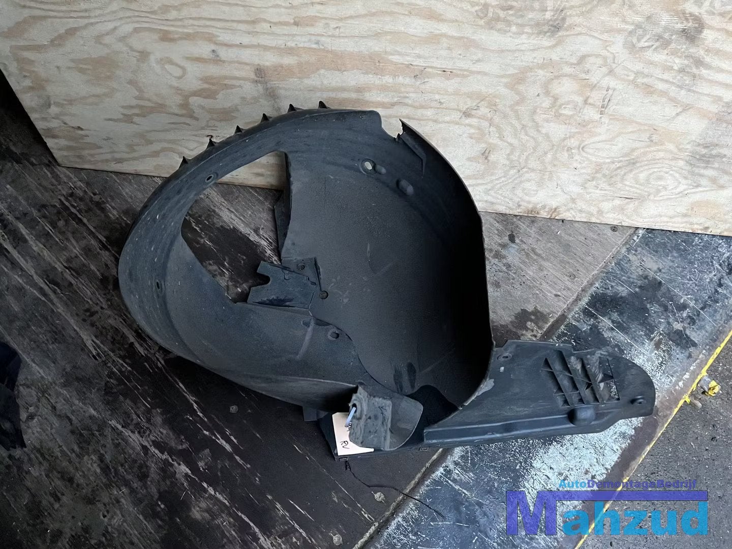 PEUGEOT 307 Rechts voor modderkuip wielkuip 2000-2009, Auto-onderdelen, Taurusavenue 1
2132 LS  Hoofddorp, NL, Gebruikt, Contact.group@renault.com