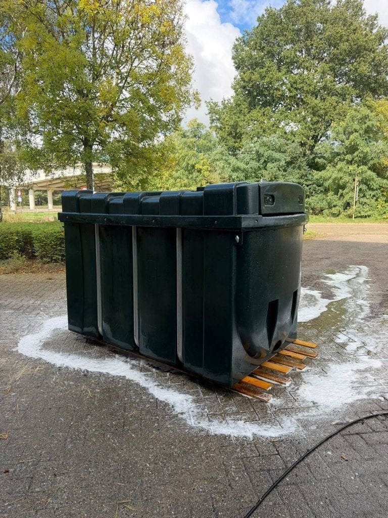 Brandstof tank met pomp 2500 liter, Doe-het-zelf en Bouw, Ophalen