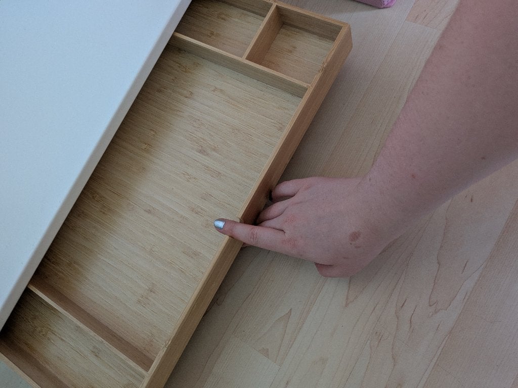 Monitorstandaard/kastje met schuifje IKEA, Ophalen of Verzenden, Zo goed als nieuw