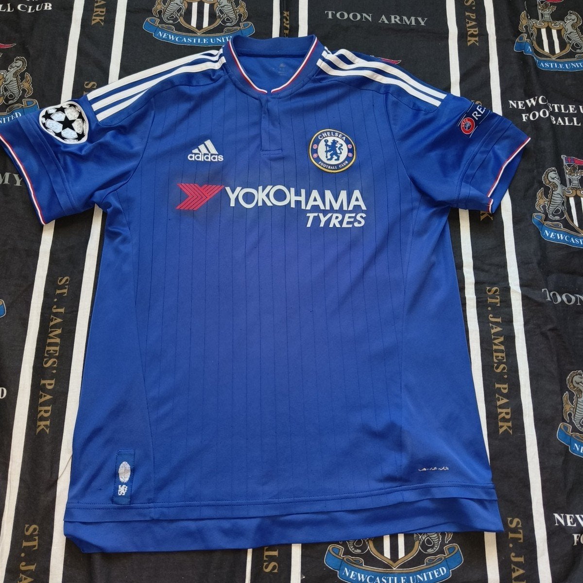 Chelsea Eden Hazard Voetbalshirt Origineel 2015/2016, Envoi