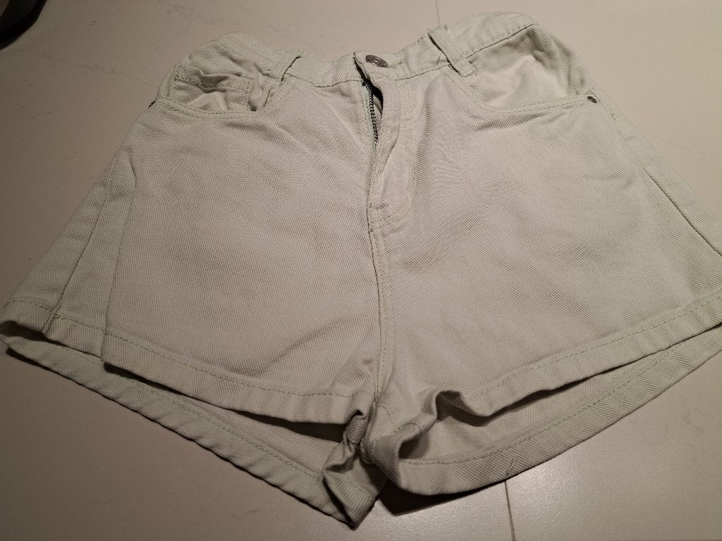 2 Jeans Shorten maat 140 aan 5 euro/stuk, Pantalon, Comme neuf, Fille, Zara