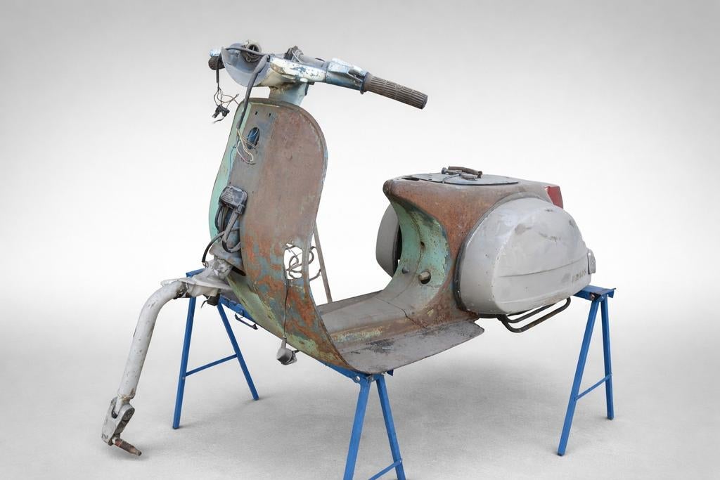 3 châssis vespa a vendre, Ophalen