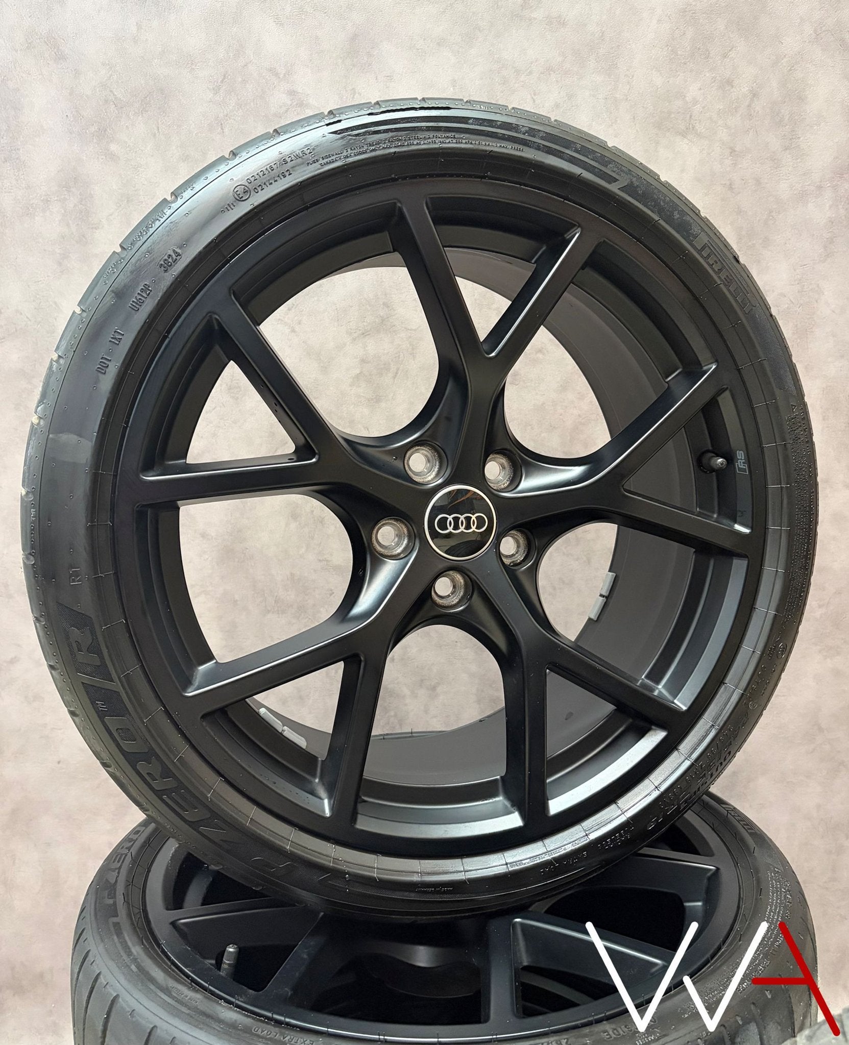 19'' Audi RS3 Y Spaak 8Y velgen 8Y0601025BP Pirelli Zero R, Auto-onderdelen, Banden en Velgen, 19 inch, Gebruikt, -, -