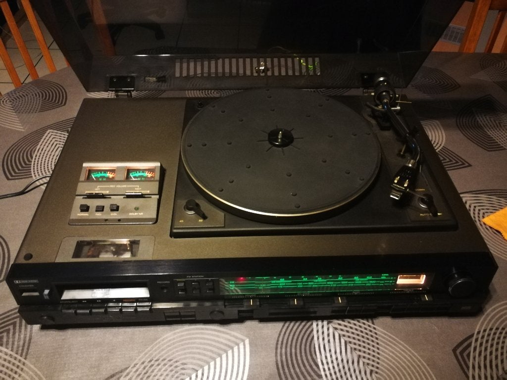 Hitachi SDT-7764 uit 1977 voor onderdelen, Audio, Tv en Foto, Stereoketens, Ophalen, Tuner of Radio