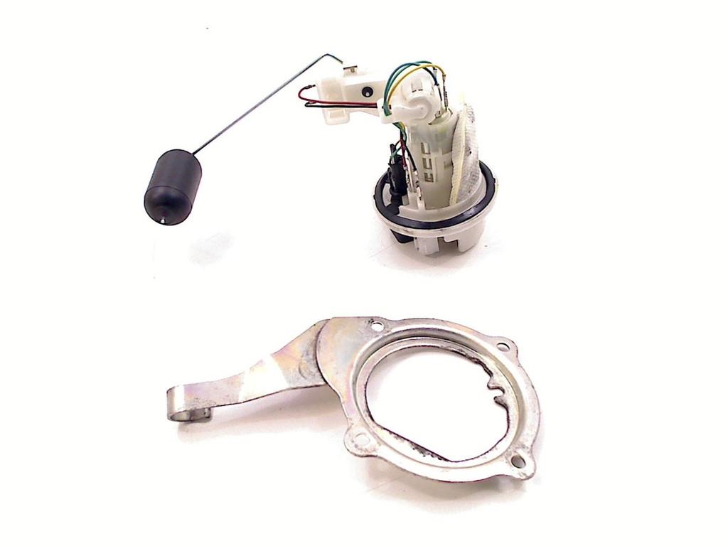 BRANDSTOFPOMP Yamaha X-Max 125 (01-1970/-), Motoren, Onderdelen | Yamaha, Dhr. S. di Majo, Gebruikt, Info@cama-motorparts.nl, P.J. Troelstraweg 8 8
3144 CX  MAASSLUIS, NL
