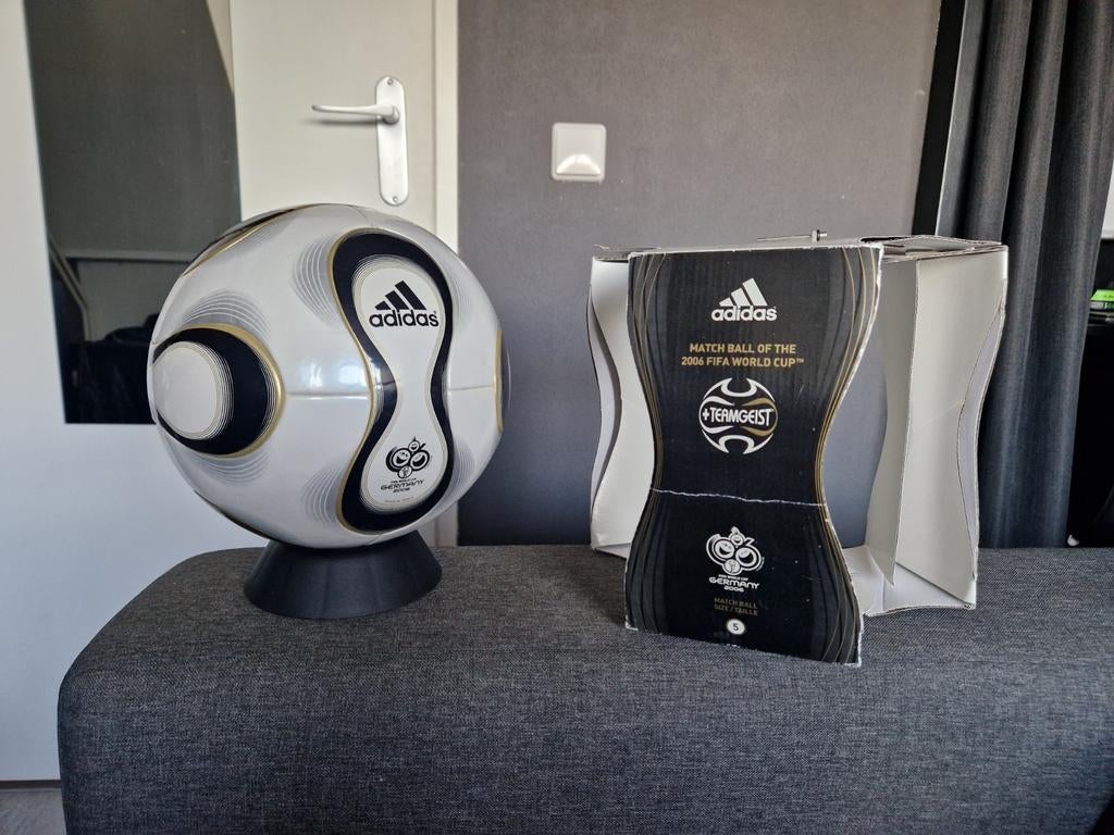 Adidas Teamgeist OFFICIAL MATCHBALL (WK 2006), Ophalen of Verzenden
