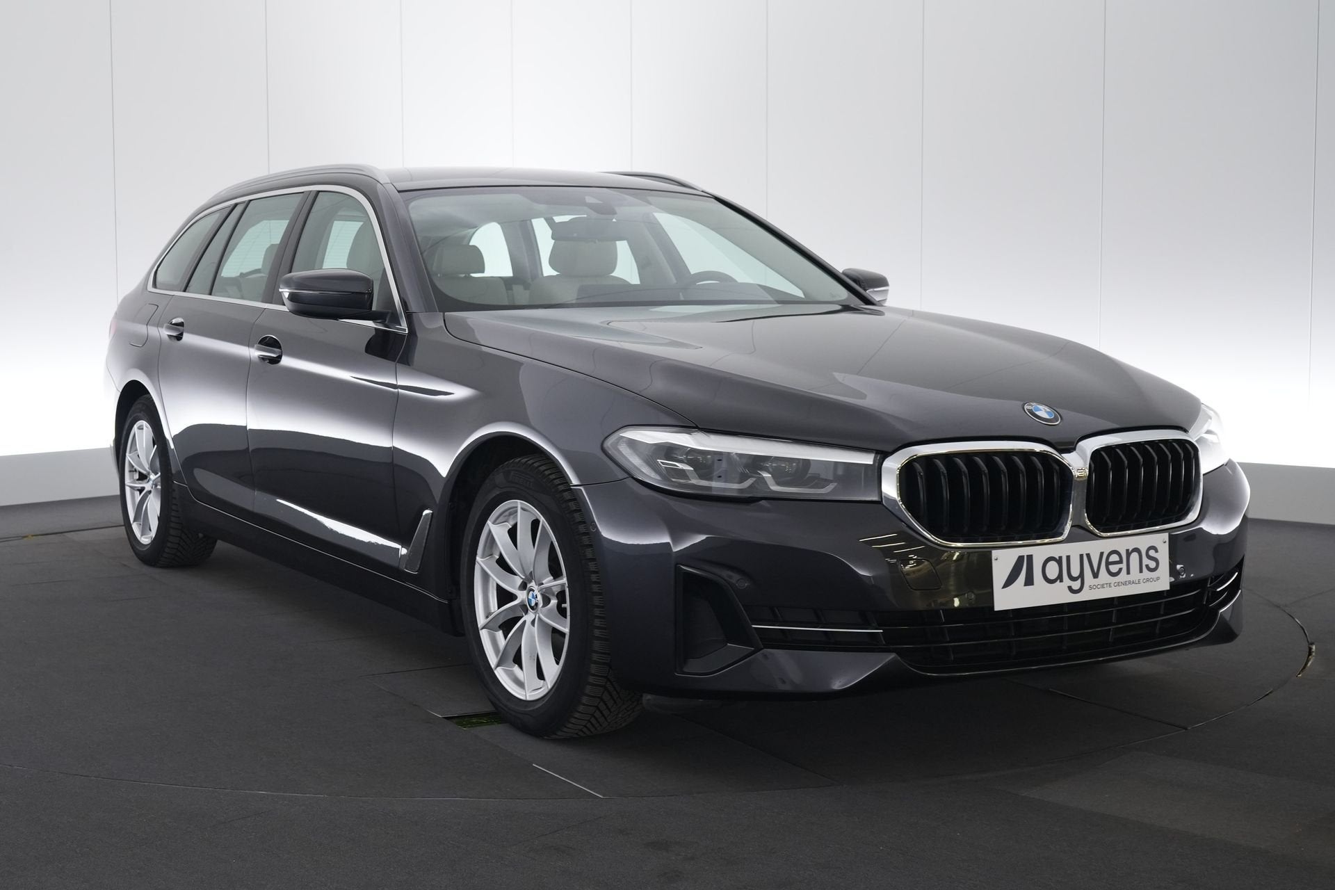 (2BKA499) BMW 5 TOURING, Argent ou Gris, Euro 6, Entreprise, Carnet d'entretien