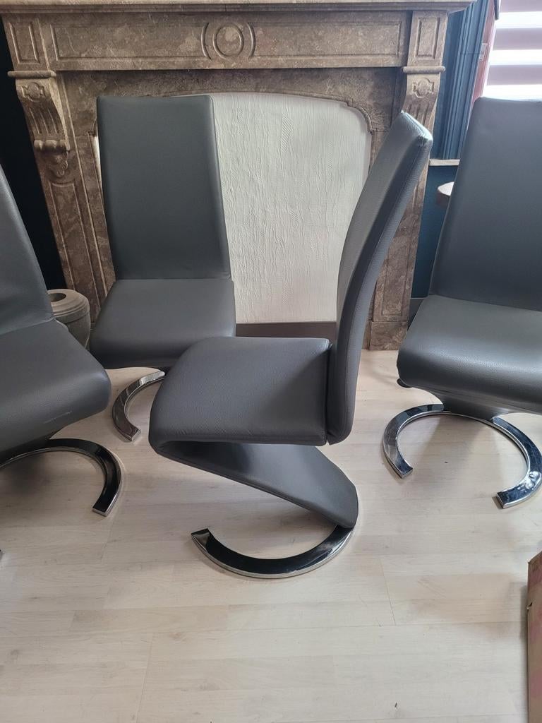 Lot de 4 chaises modernes design, Enlèvement, Gris, Cuir, Une