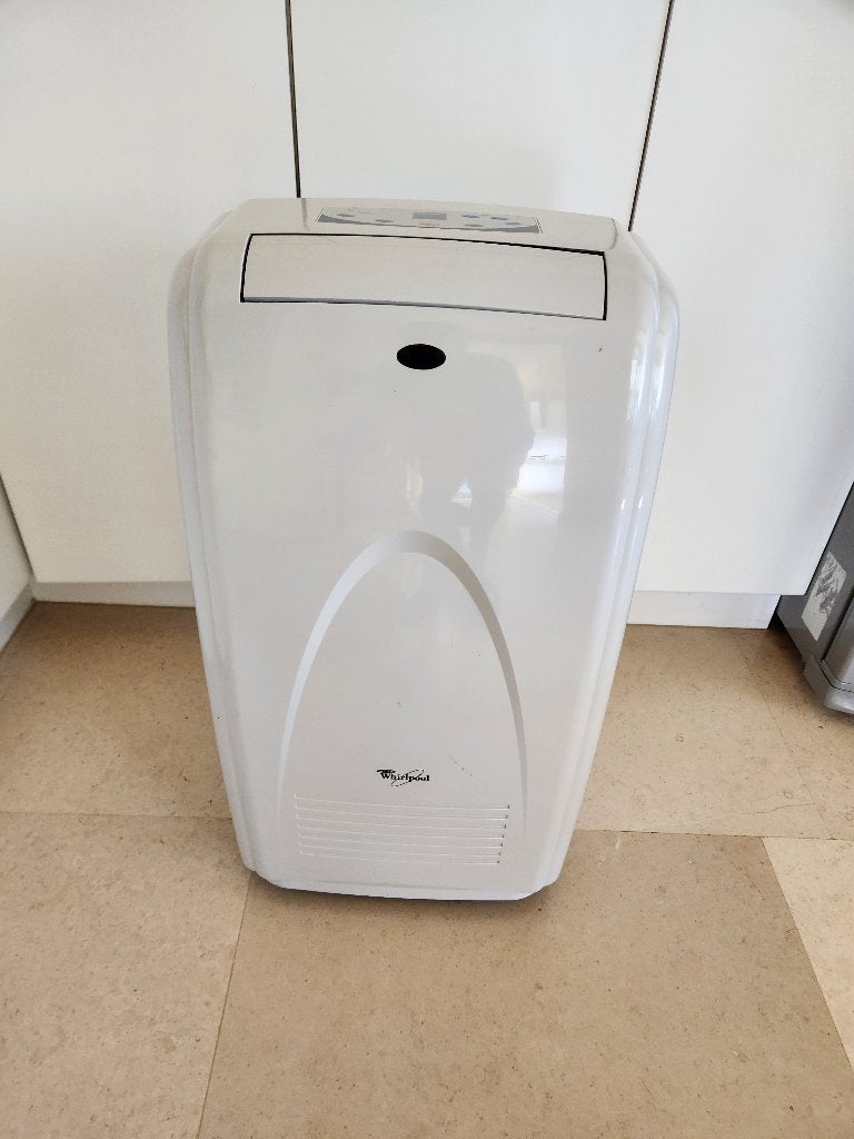 CLIMATISEUR MOBILE WHIRLPOOL AMB761 300M³ HEURE, Electroménager, Refroidissement et Déshumidification, Comme neuf, Enlèvement