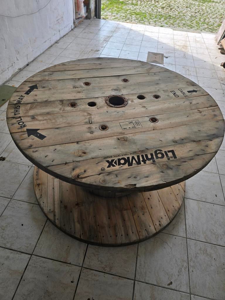 Touret bois diamètre 135 et 76cm de hauteur, Enlèvement, Bois