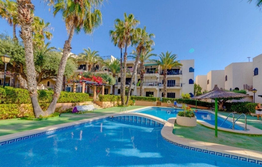 Torrevieja : Luxe appartement nog beschikbaar 12/06 - 14/07, Vakantie, Vakantiehuizen | Spanje, 2 slaapkamers, Costa Blanca, Appartement