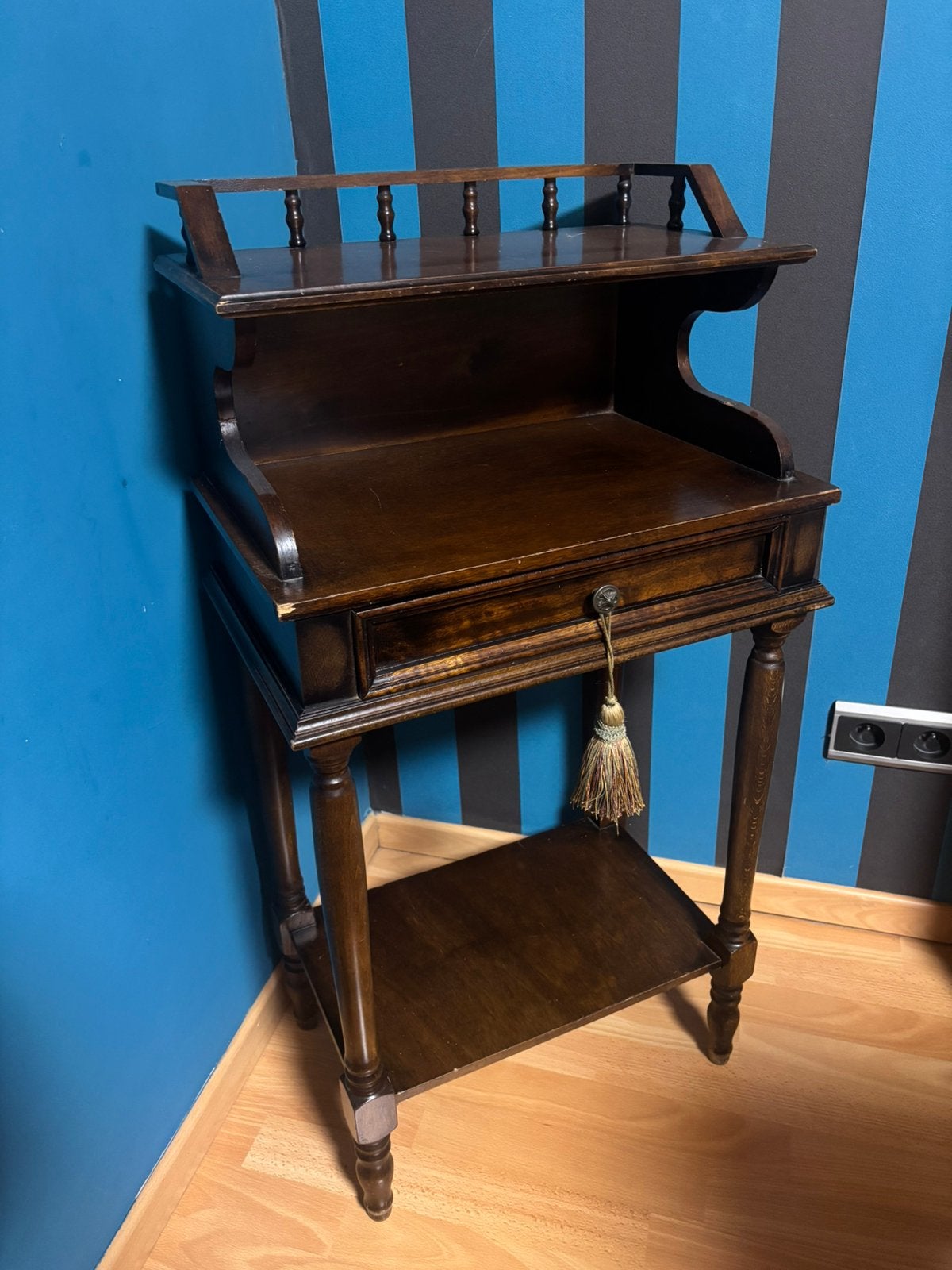 Houten schrijftafeltje, Antiek en Kunst, Ophalen