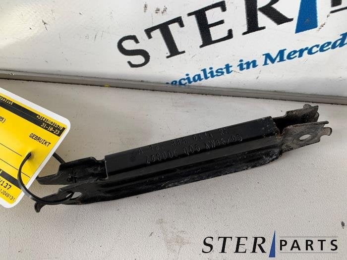 Support pare-chocs avant droit d'un Mercedes B-Klasse, 3 mois de garantie, Utilisé, -, -
