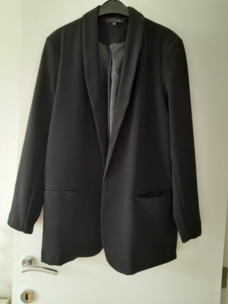 nieuw, zwarte blazer van Lola Liza, Ophalen, Lola & Liza, Zwart, Maat 46/48 (XL) of groter