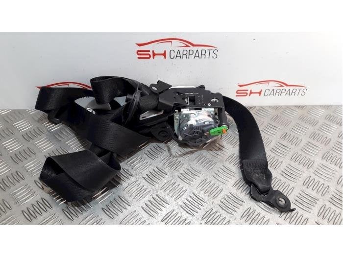 Ceinture de sécurité avant droite d'un Mercedes C-Klasse, Autos : Pièces & Accessoires, 3 mois de garantie, Utilisé, -, -