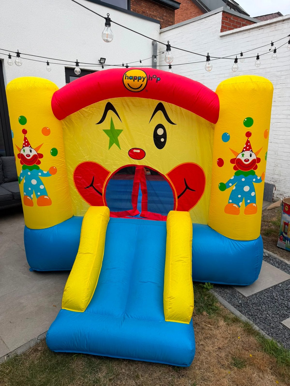 Springkasteel, Ophalen, Zo goed als nieuw